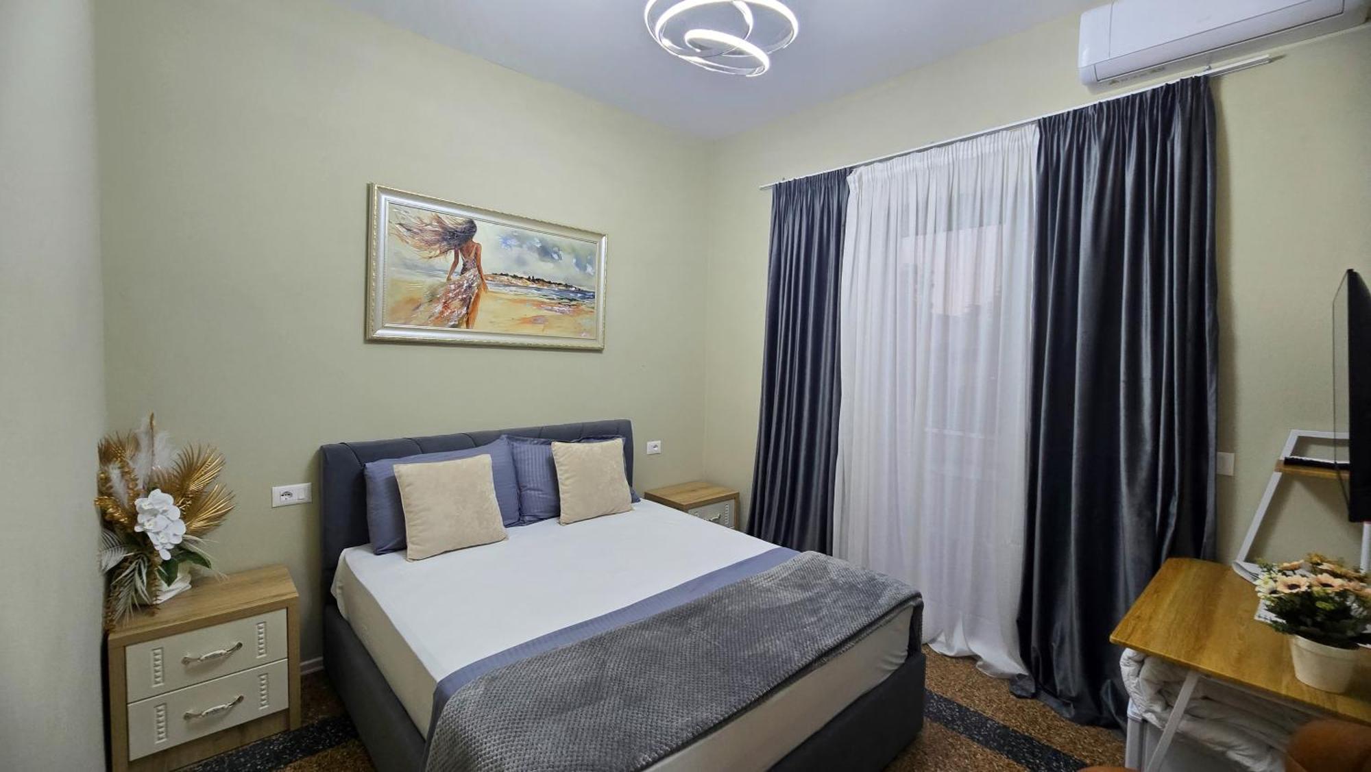 City Center Rooms And Apartments Дуррес Екстер'єр фото
